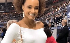 大胆女性人体艺术